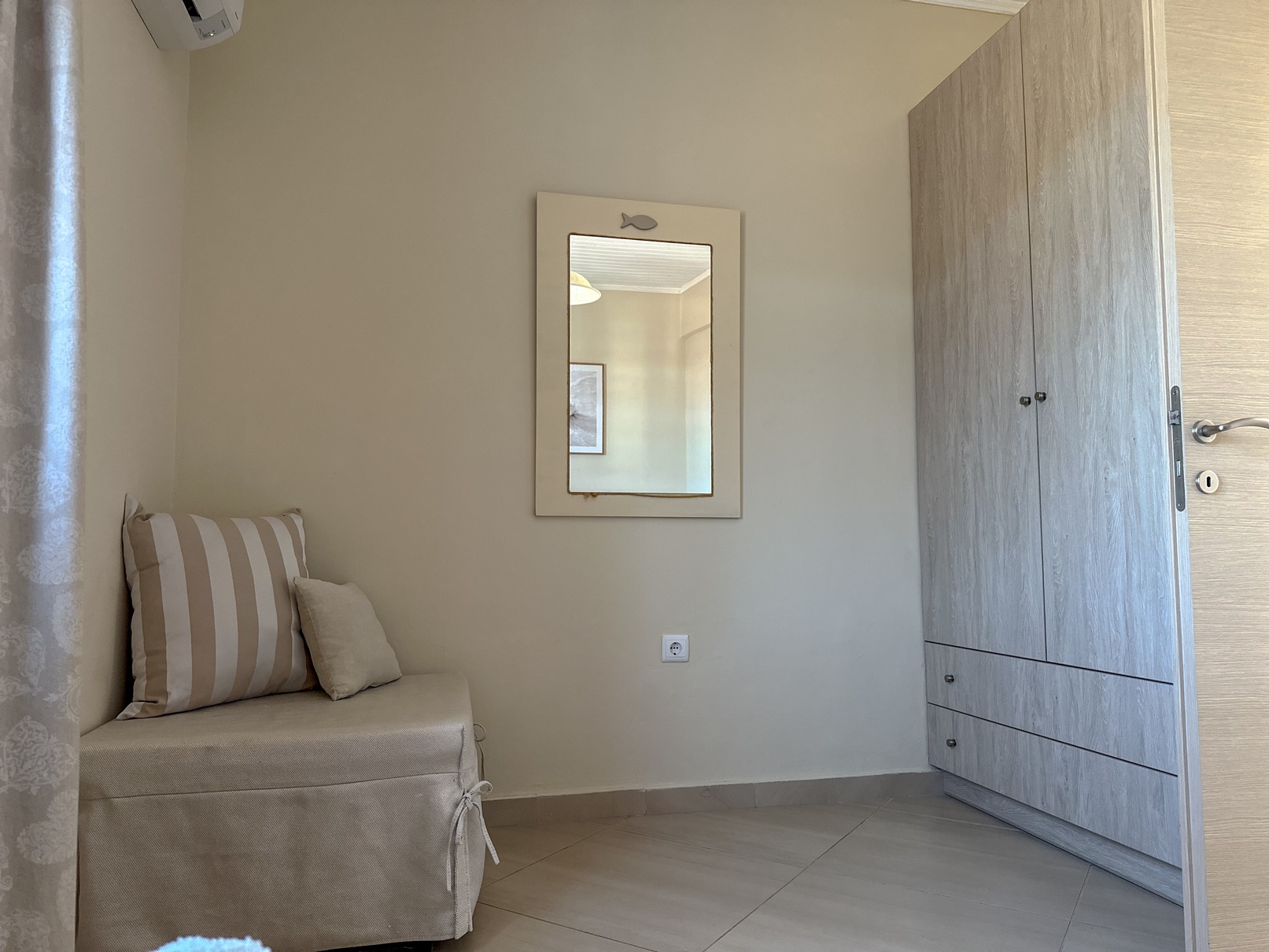 Ν3 - Quaddruple Room 4-6 Persons