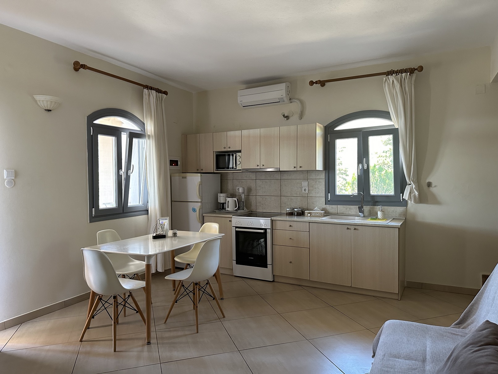 N2 - Triple Room - One bedroom and sea view balcony