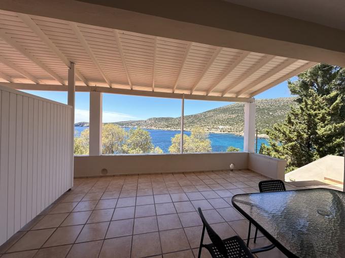 N2 - Triple Room - One bedroom and sea view balcony