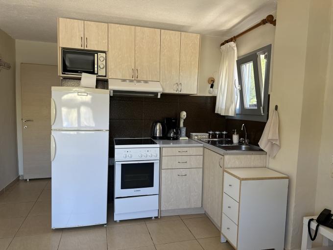 Ν4 - Triple Room - One bedroom